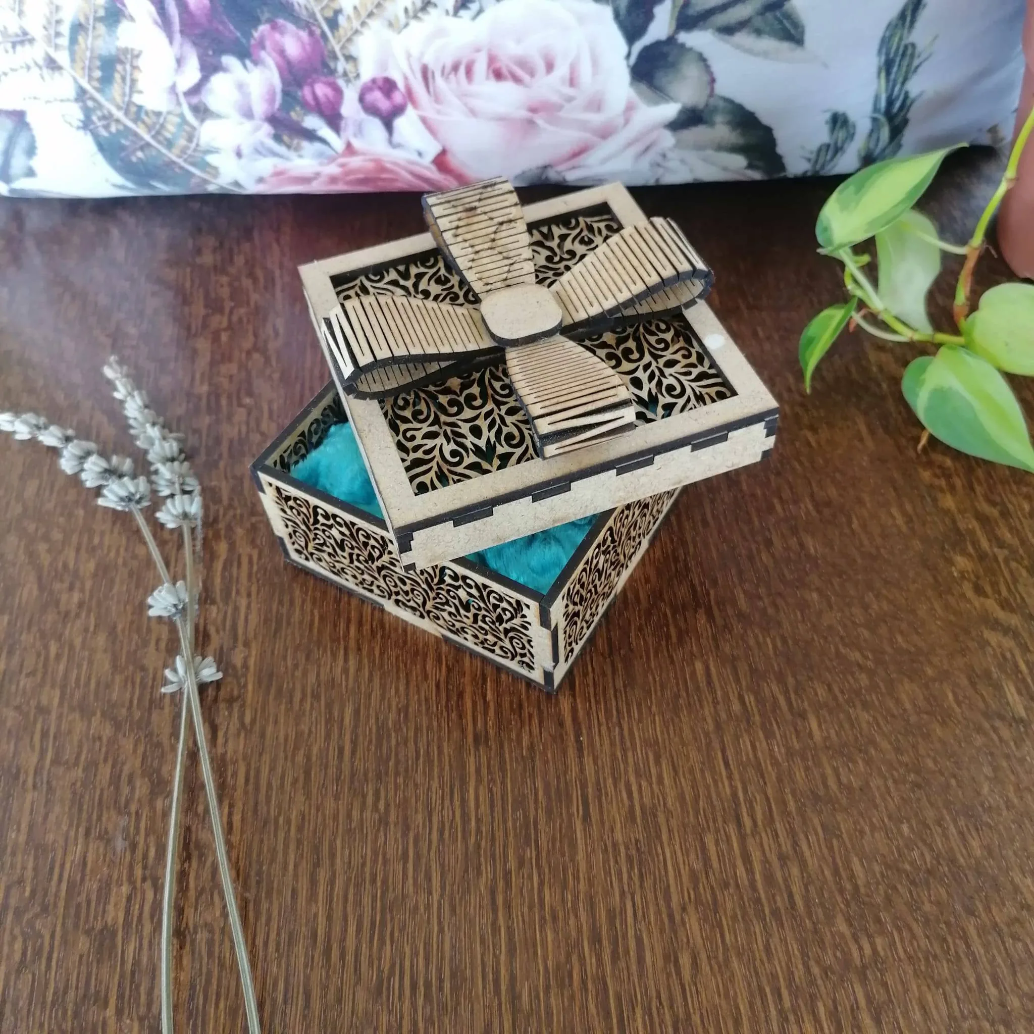 Coffret gravé bois & cuir